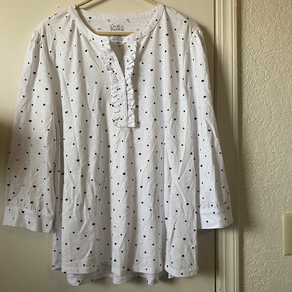 Croft & Barrow Women's XXL White Heart‎ Print 3/4 Sleeve Valentines Blouse
